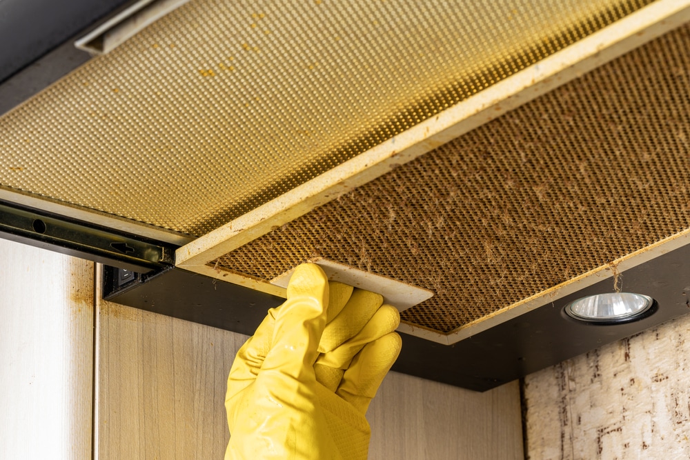 clean kitchen exhaust system