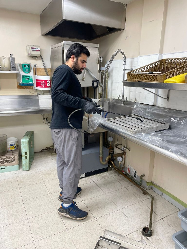 exhaust fans cleaning